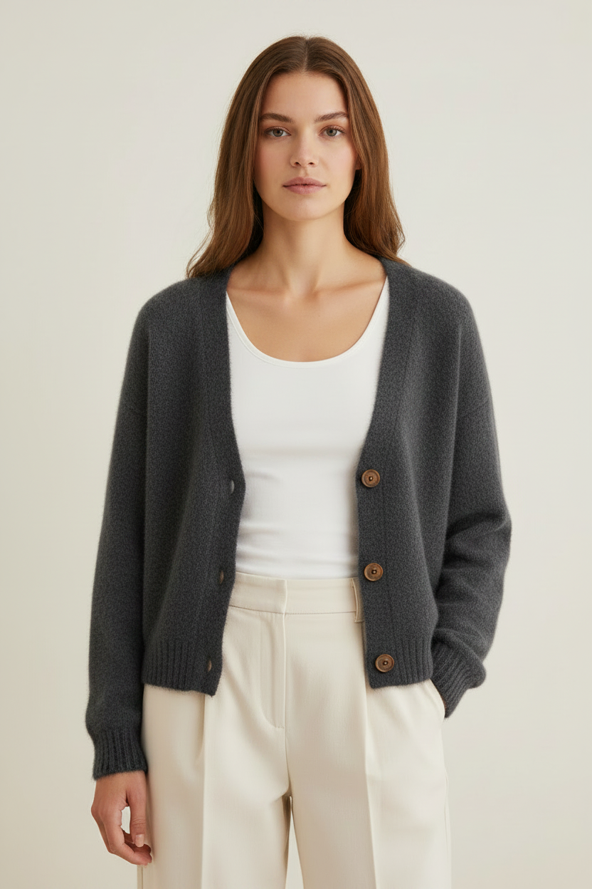 Elegant Knit | Women's Cardigan with Button Front & V-Neck Design | Versatile Layering Piece for All Seasons