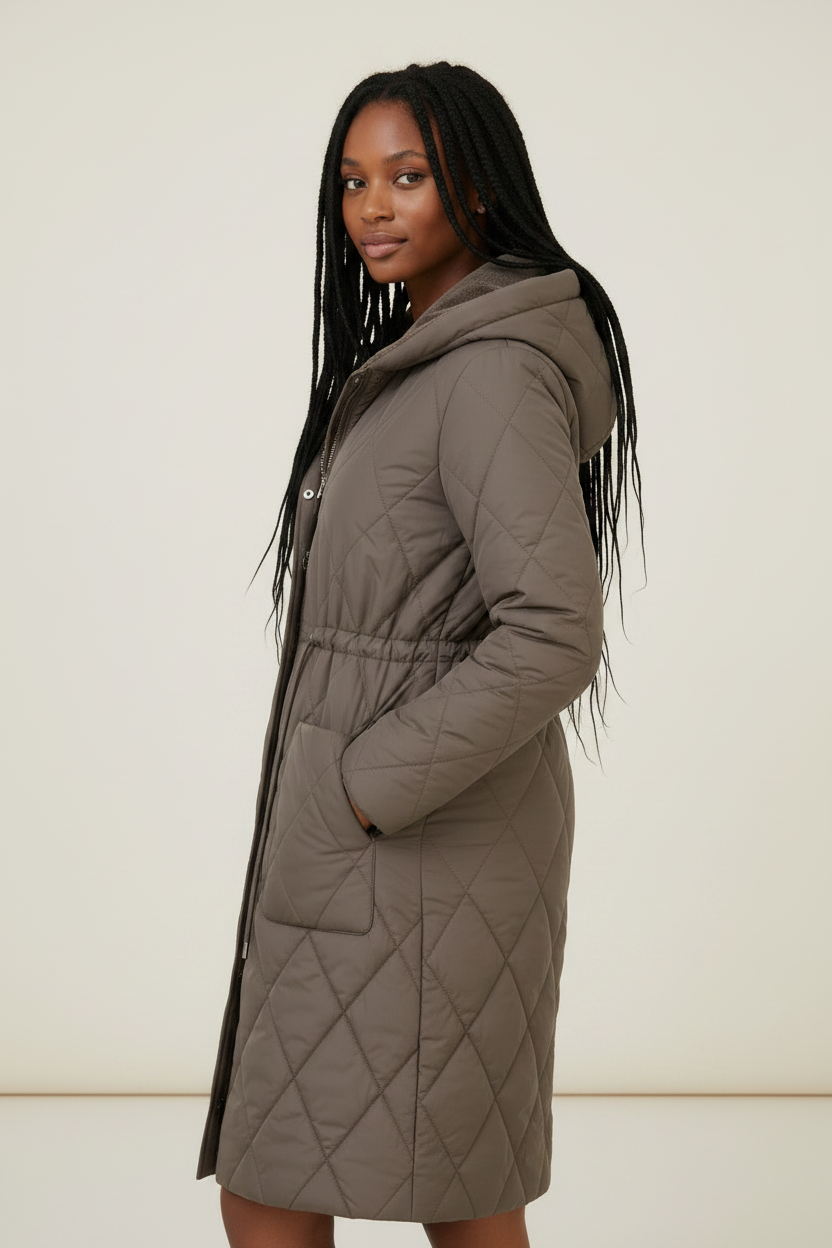 Elegant Winter Coat | Women's Long Quilted Puffer with Faux Fur Collar | Stylish Coverage for Cold Days