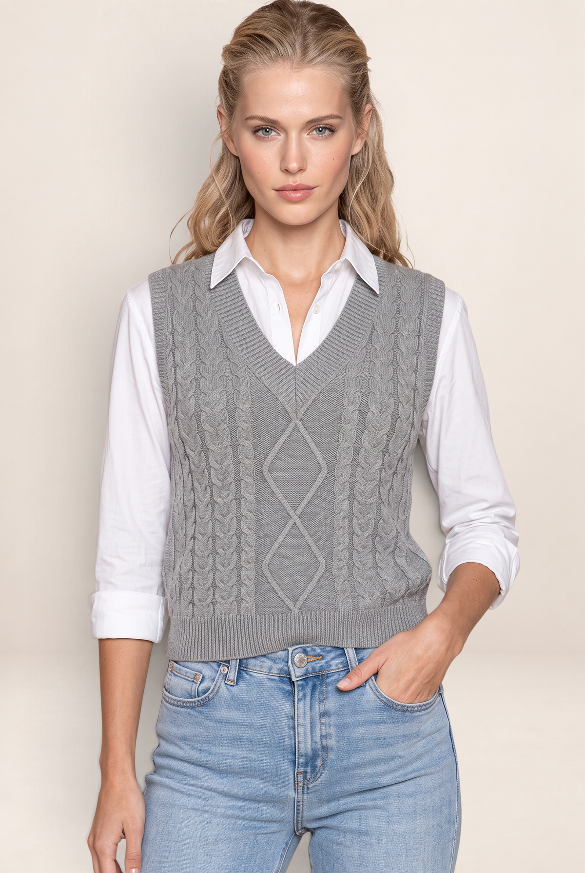 Women's Sleeveless Cable Knit Sweater Vest – V-Neck Knitted Waistcoat