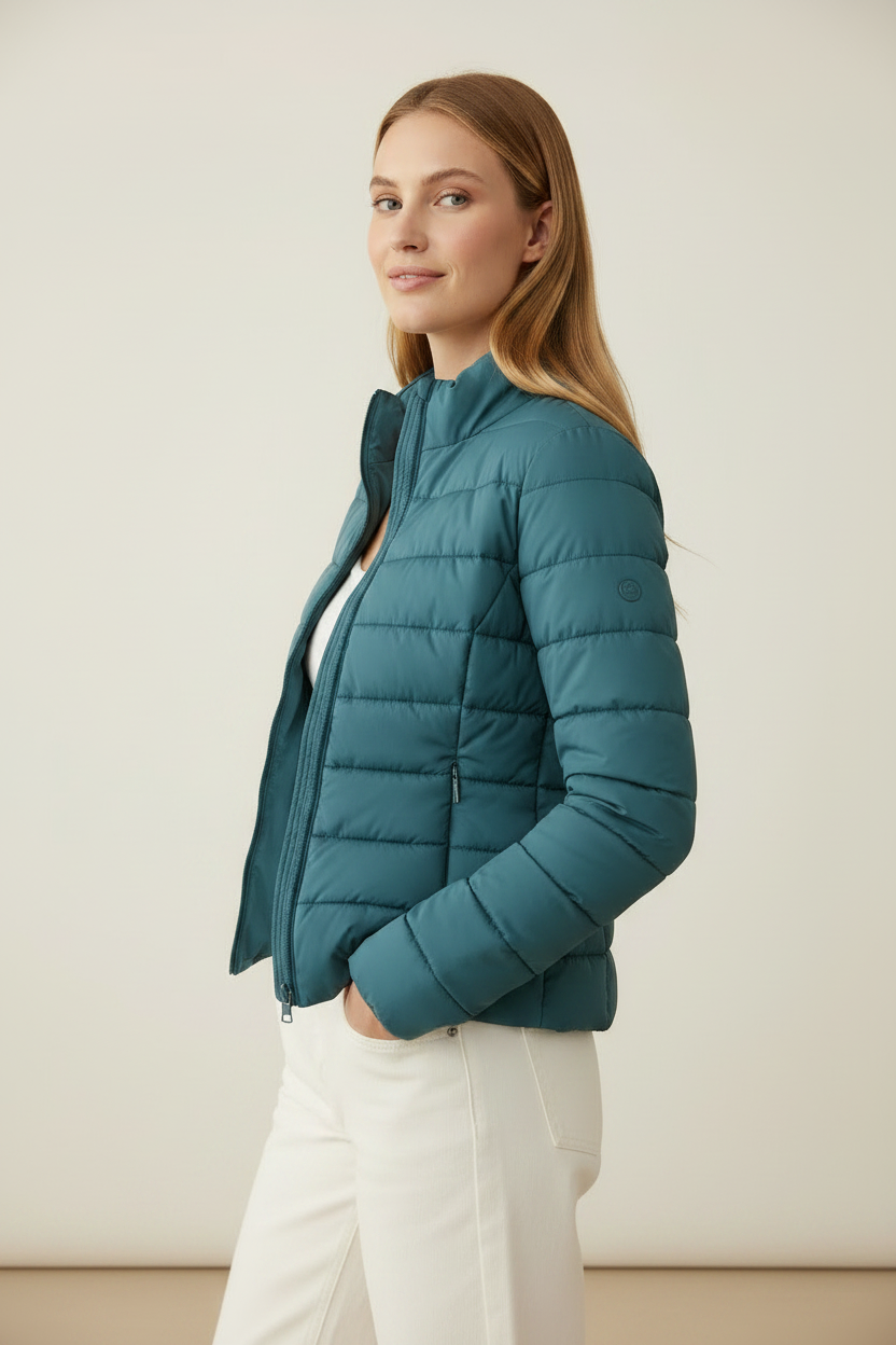 Elegant Collection | Black Puffer Jacket for Women with Slim Fit Design | Lightweight Comfort for All Seasons