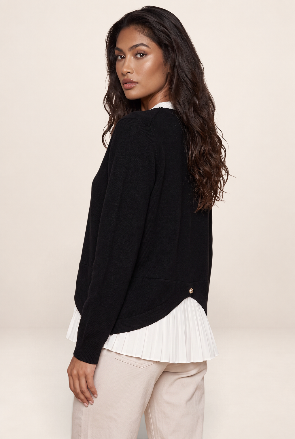 Women’s Layered Knit Cardigan – Button Front Pleated Hem Jumper