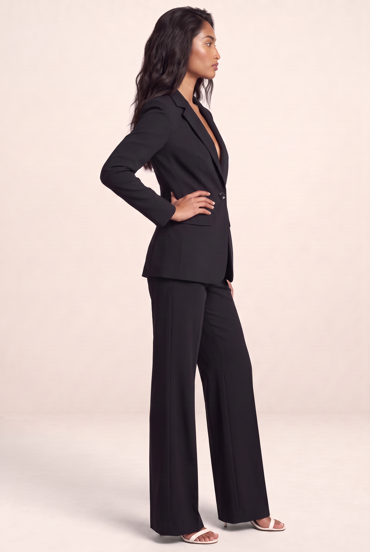 Women’s Tailored Blazer and Wide-Leg Trousers Set – Smart Occasion Style