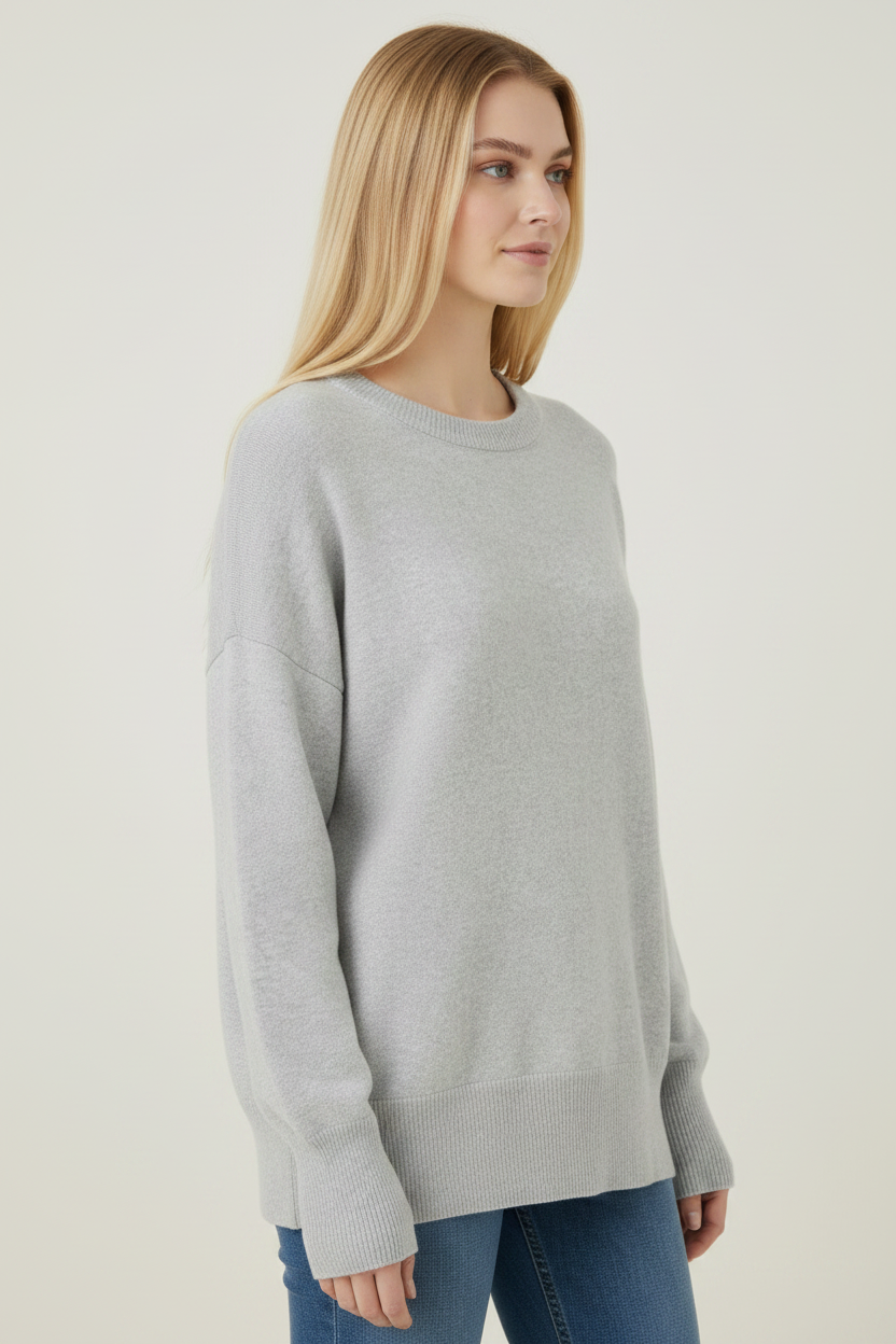 Cozy Knitwear Collection | Women's Oversized Sweater with Soft Fabric | Relaxed Fit for Everyday Comfort